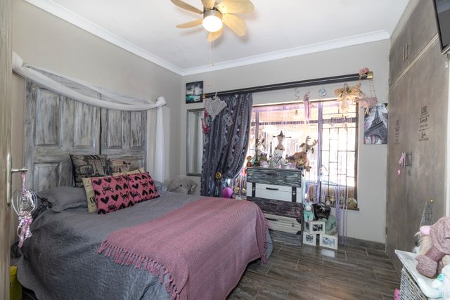 4 Bedroom Property for Sale in Schoemansville North West